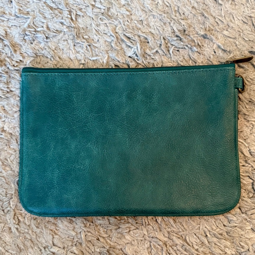 Brand New Thirty-One Rubie Mini Clutch Jade Distressed Pebble